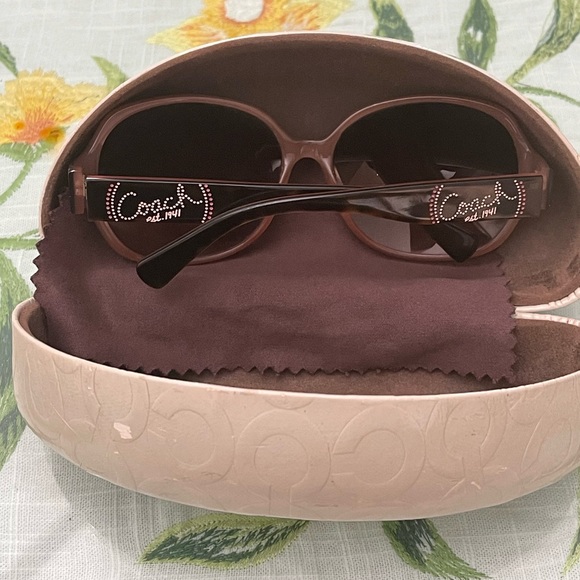 Coach Sunglasses S/M size with cloth & case - Picture 4 of 5